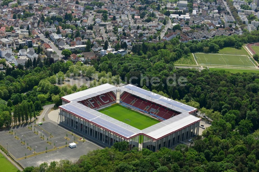 Luftbild Offenbach am Main - Stadion Sparda-Bank-Hessen-Stadion in Offenbach im Bundesland Hessen