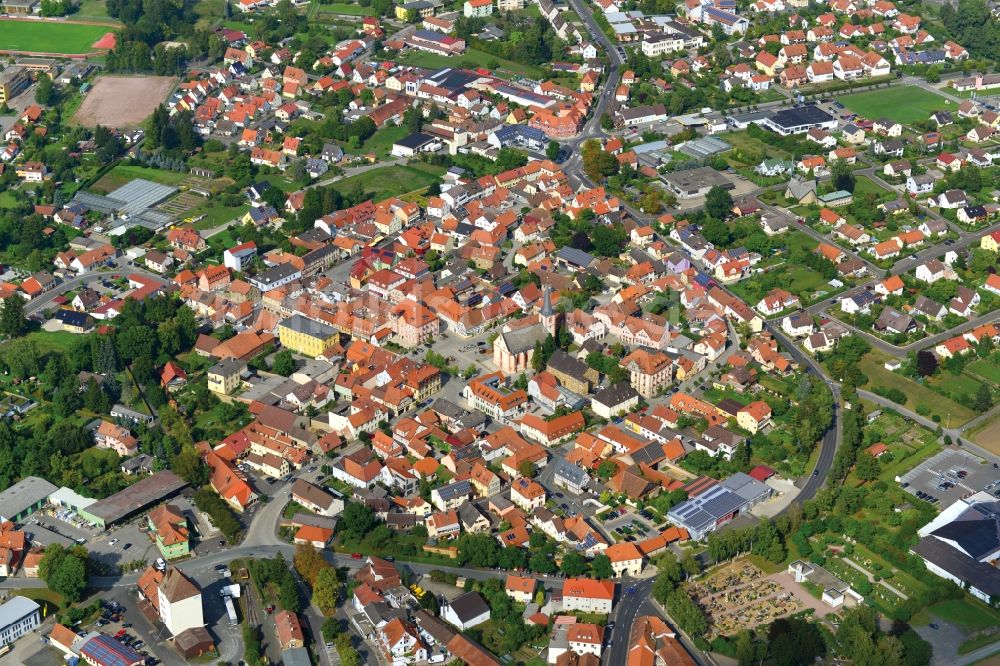 Hofheim in Unterfranken von oben - Stadt - Ansicht der Stadt Hofheim im Landkreis Haßberge in Unterfranken im Bundesland Bayern