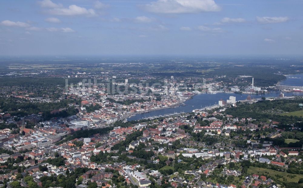 Luftaufnahme Flensburg - Stadt und Hafen von Flensburg im Bundesland Schleswig-Holstein