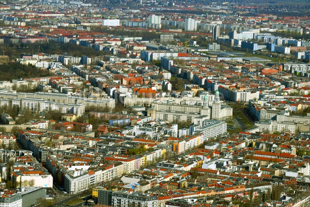Luftaufnahme Berlin - Stadt- Teilansicht des Ortsteils Friedrichshain in Berlin, Deutschland