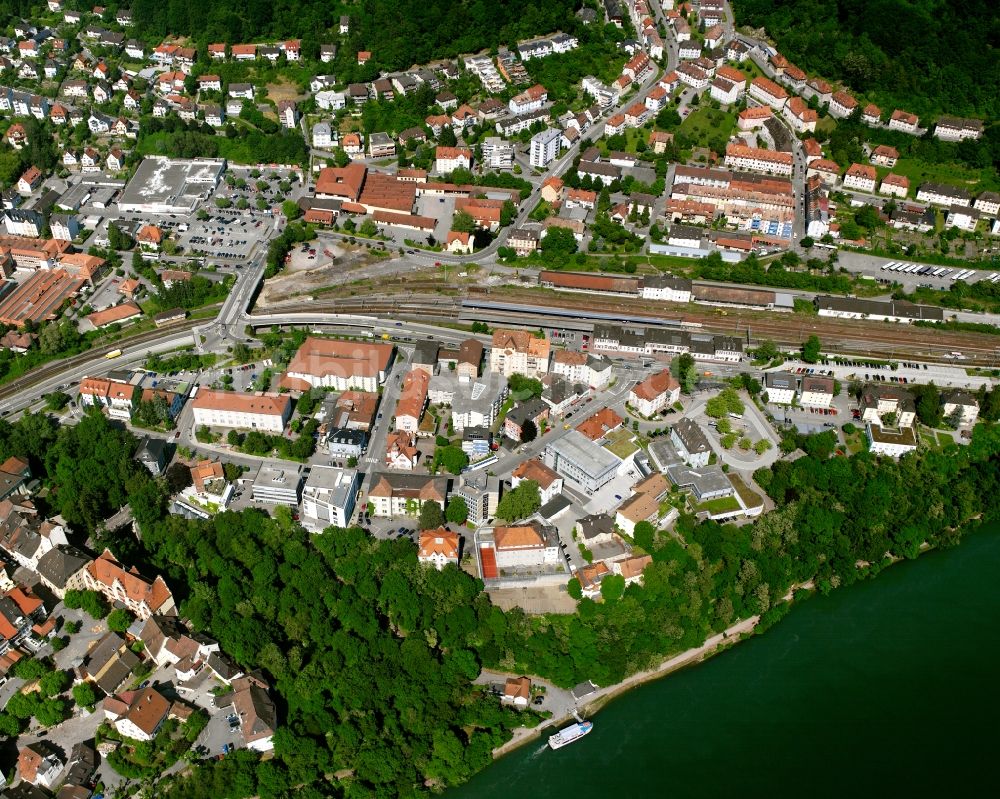 Luftbild Waldshut-Tiengen - Stadtansicht im Bereich der Bismarckstrasse im Stadtgebiet in Waldshut-Tiengen im Bundesland Baden-Württemberg, Deutschland
