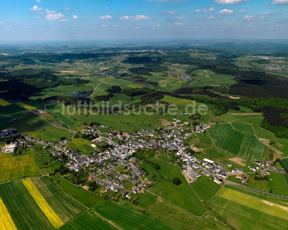Boos aus der Vogelperspektive: Stadtansicht von Boos im Bundesland Rheinland-Pfalz