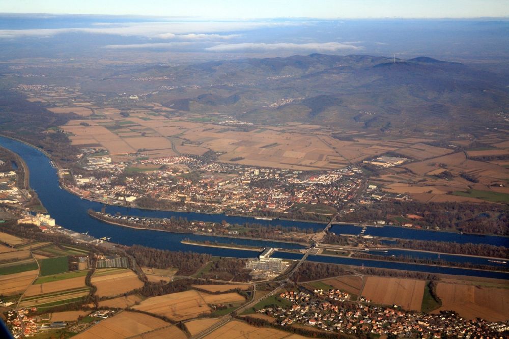 Luftbild Breisach am Rhein - Stadtansicht von Breisach am Rhein im Bundesland Baden-Württemberg