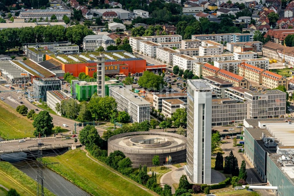Luftbild Offenburg - Stadtansicht mit Burda Medien und Obi Baumarkt in Offenburg im Bundesland Baden-Württemberg, Deutschland