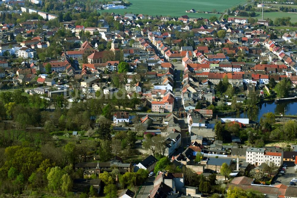 Zehdenick von oben - Stadtansicht entlang der Dammhaststraße in Zehdenick im Bundesland Brandenburg, Deutschland
