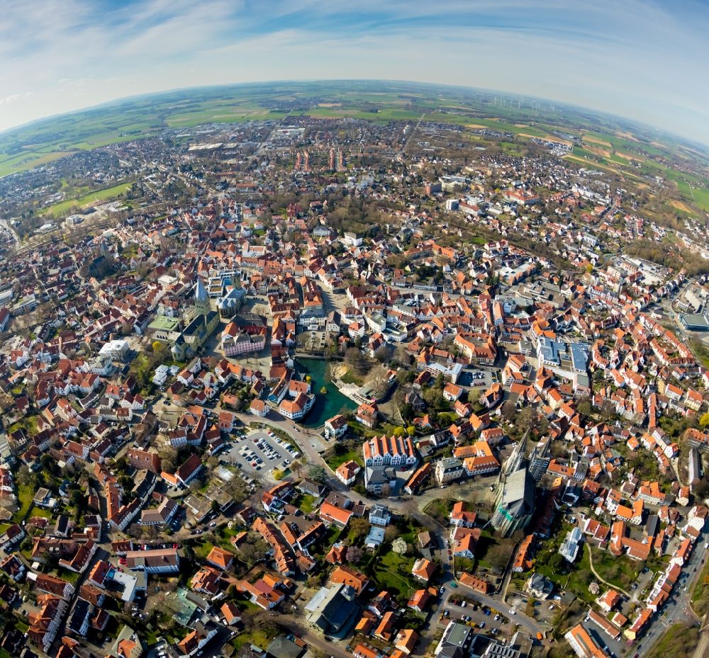 Soest aus der Vogelperspektive: Stadtansicht in Fish Eye- Perspektive von Soest im Bundesland Nordrhein-Westfalen, Deutschland