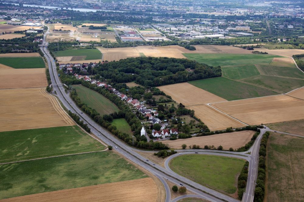 Luftbild Wiesbaden - Stadtansicht von Fort Biehler im Stadtgebiet im Ortsteil Erbenheim in Wiesbaden im Bundesland Hessen, Deutschland