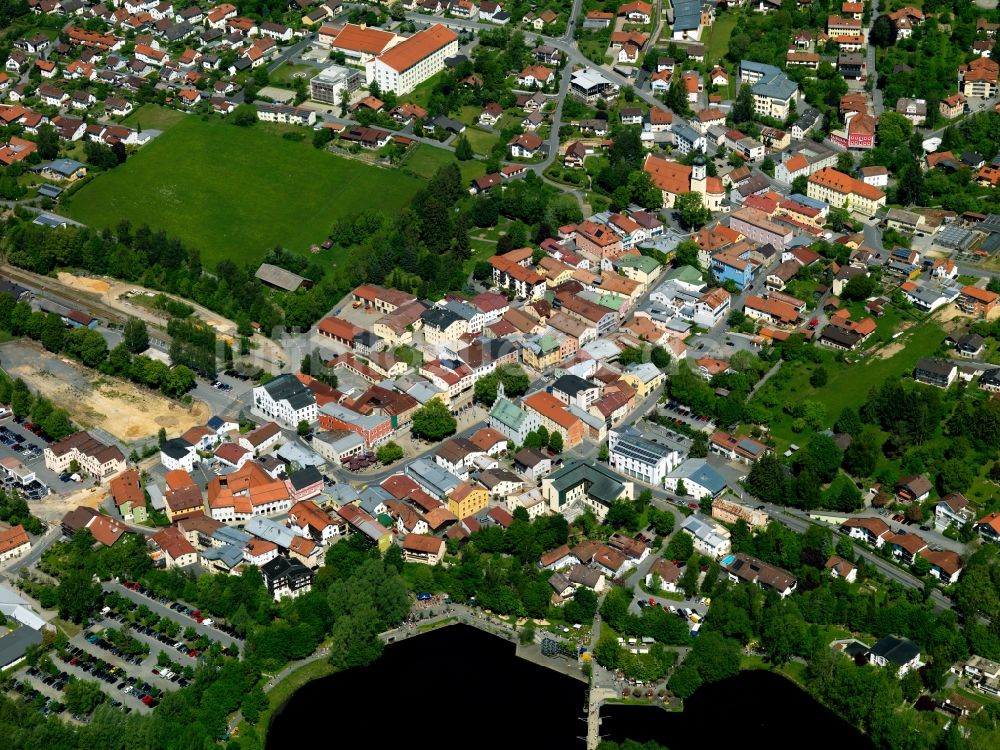 Luftbild Grafenau - Stadtansicht von Grafenau ( Niederbayern ) im Bundesland Bayern