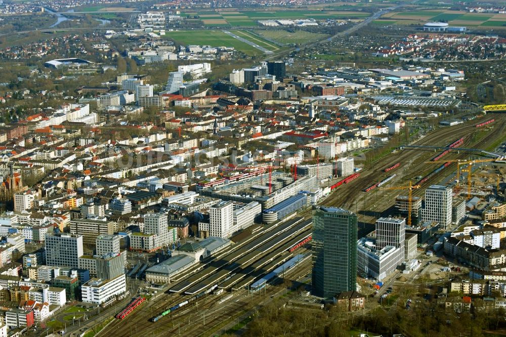 Mannheim aus der Vogelperspektive: Stadtansicht mit Hauptbahnhof im Stadtgebiet in Mannheim im Bundesland Baden-Württemberg, Deutschland