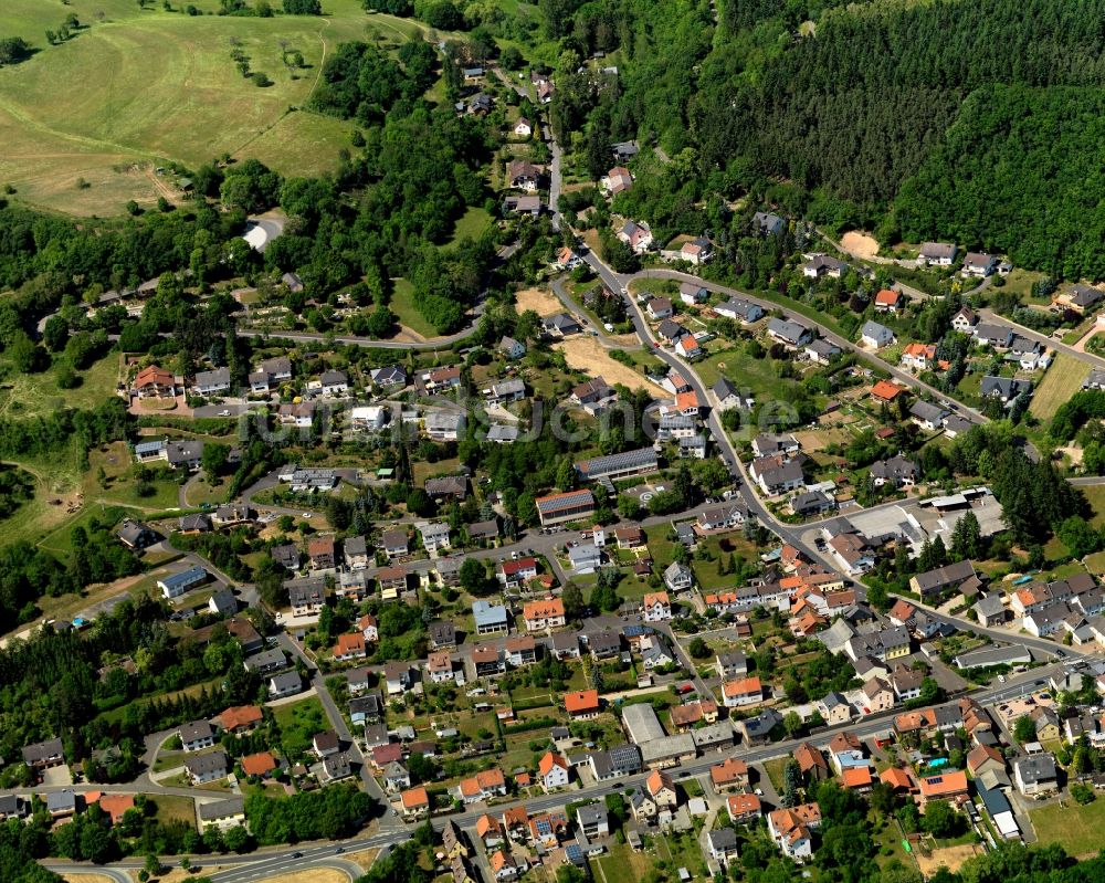 Luftbild Hochstetten-Dhaun - Stadtansicht von Hochstetten-Dhaun an der B41 im Bundesland Rheinland-Pfalz