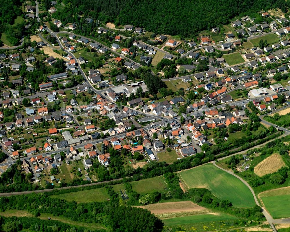 Luftaufnahme Hochstetten-Dhaun - Stadtansicht von Hochstetten-Dhaun an der B41 im Bundesland Rheinland-Pfalz