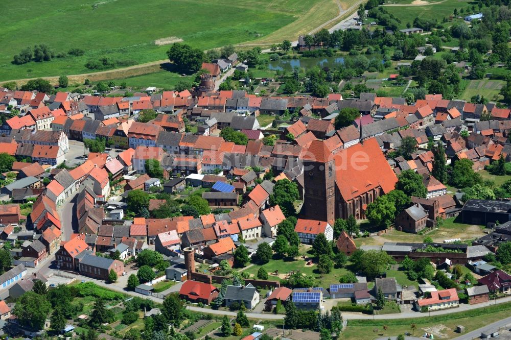 Hansestadt Werben (Elbe) von oben - Stadtansicht der Innenstadt der Hansestadt Werben (Elbe) im Bundesland Sachsen-Anhalt