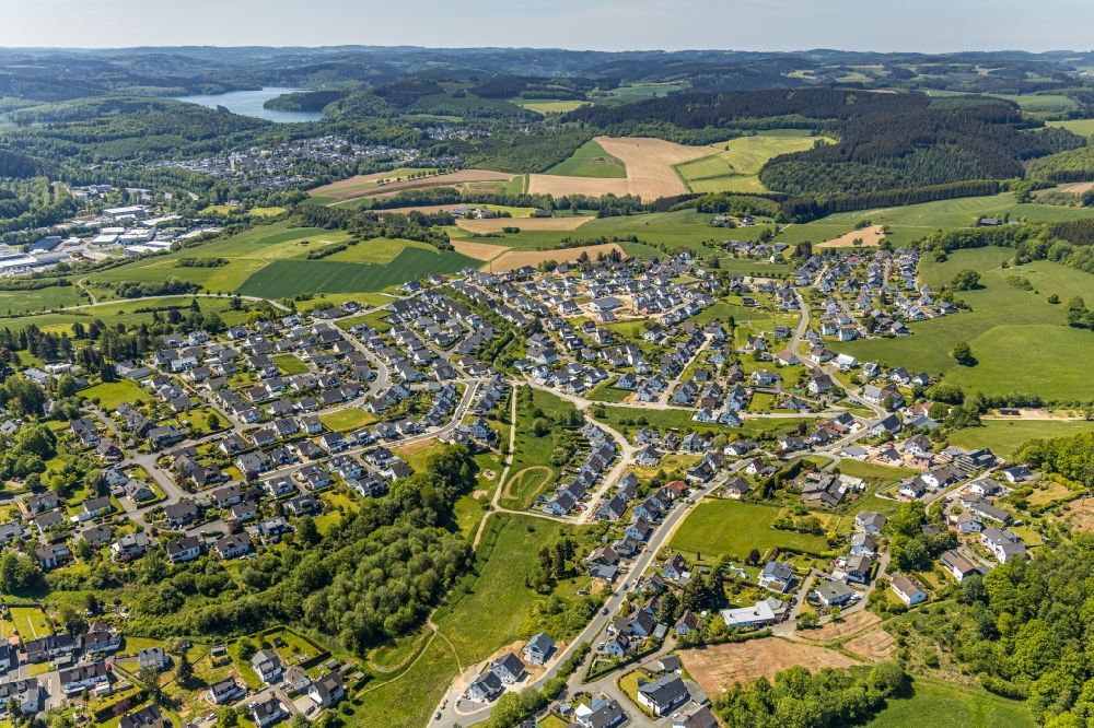 Luftaufnahme Attendorn - Stadtansicht vom Innenstadtbereich in Attendorn im Bundesland Nordrhein-Westfalen, Deutschland