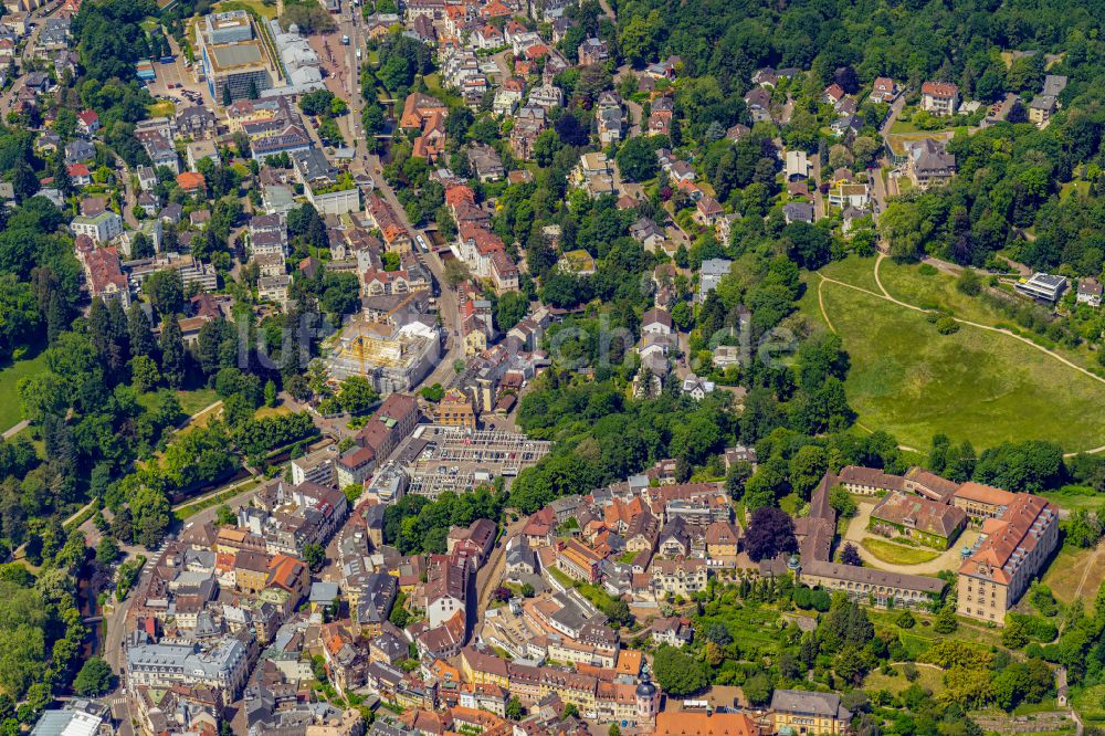 Baden-Baden aus der Vogelperspektive: Stadtansicht vom Innenstadtbereich in Baden-Baden im Bundesland Baden-Württemberg