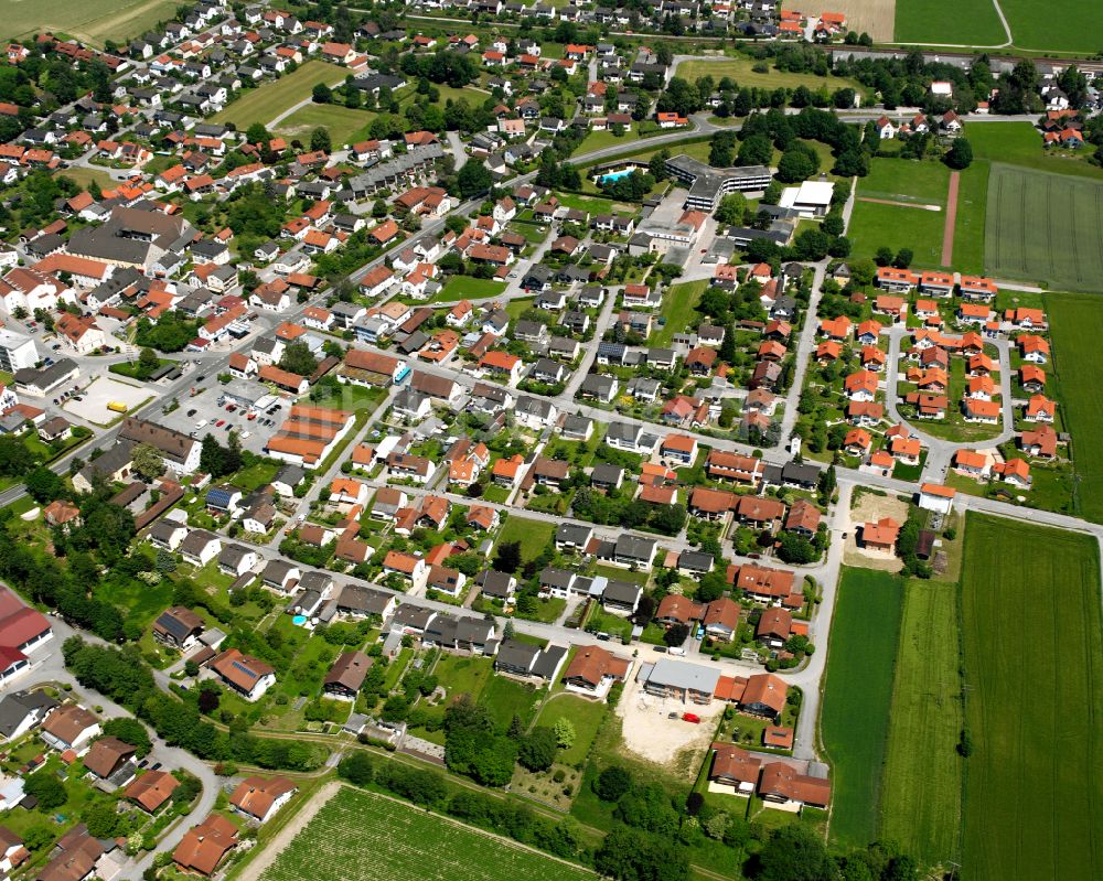 Bergham aus der Vogelperspektive: Stadtansicht vom Innenstadtbereich in Bergham im Bundesland Bayern, Deutschland