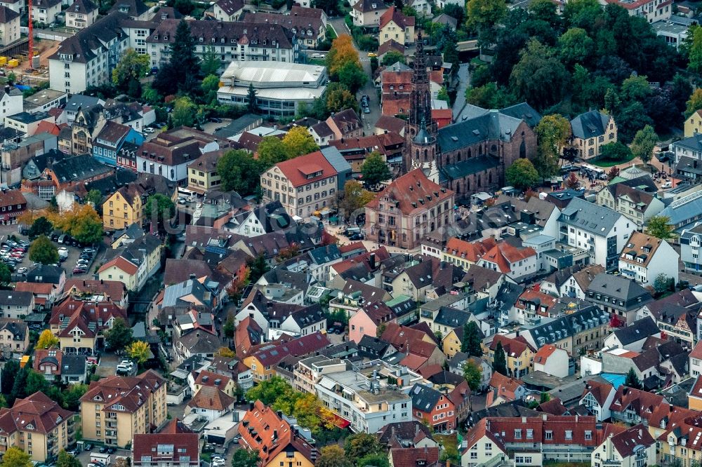 Bühl aus der Vogelperspektive: Stadtansicht vom Innenstadtbereich in Bühl im Bundesland Baden-Württemberg, Deutschland