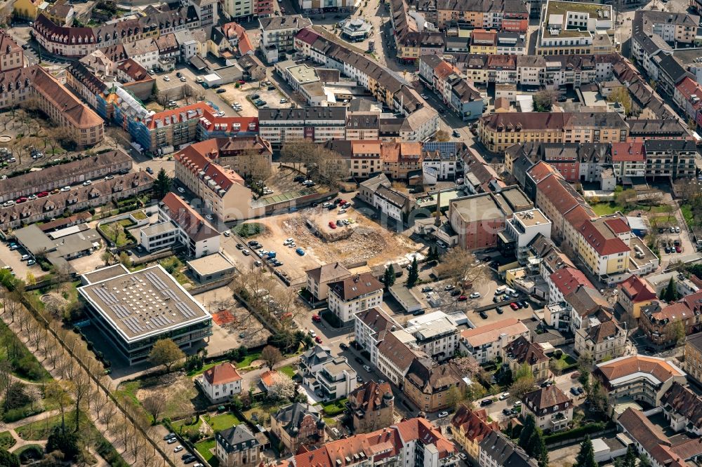 Bruchsal aus der Vogelperspektive: Stadtansicht vom Innenstadtbereich in Bruchsal im Bundesland Baden-Württemberg, Deutschland