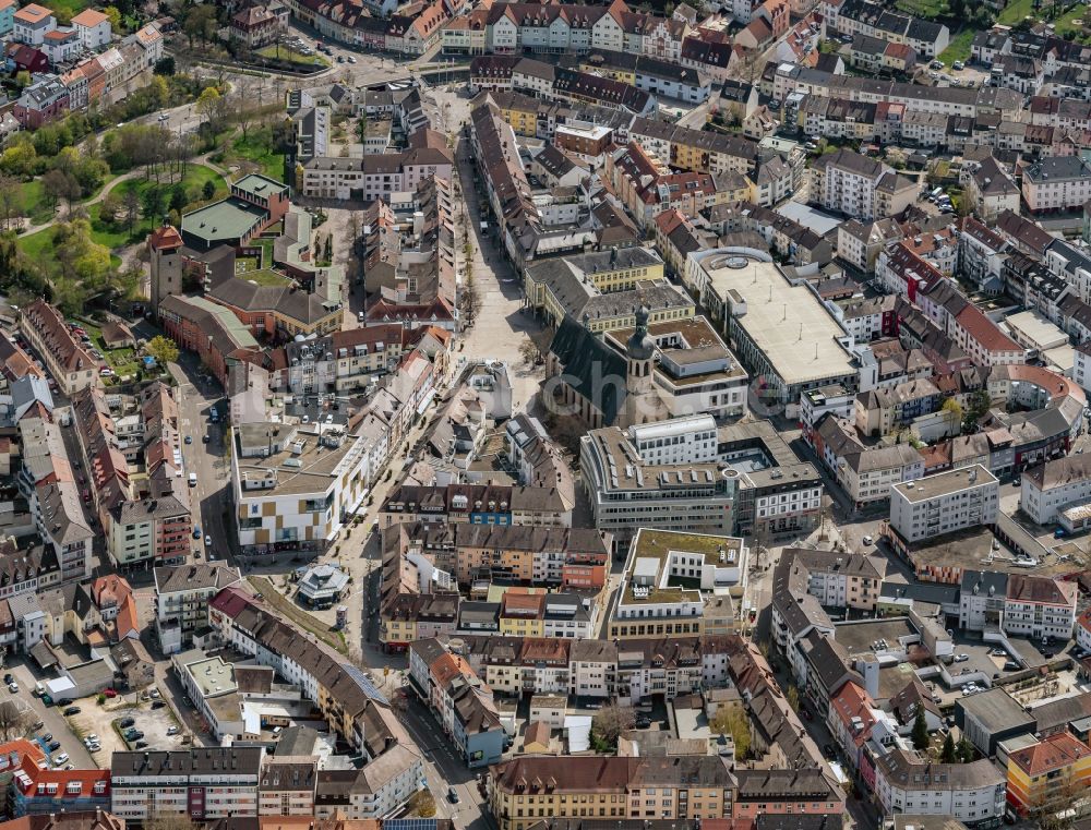 Luftaufnahme Bruchsal - Stadtansicht vom Innenstadtbereich in Bruchsal im Bundesland Baden-Württemberg, Deutschland