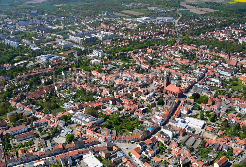 Buchholz von oben - Stadtansicht vom Innenstadtbereich in Buchholz im Bundesland Sachsen-Anhalt, Deutschland