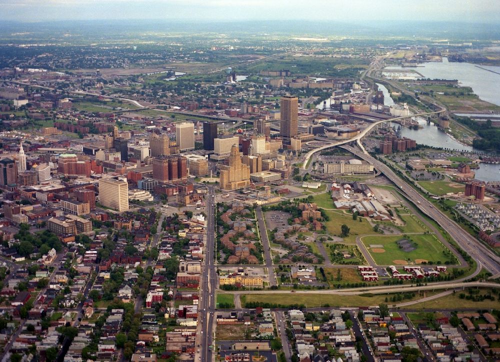 Luftbild Buffalo - Stadtansicht vom Innenstadtbereich in Buffalo in New York, USA
