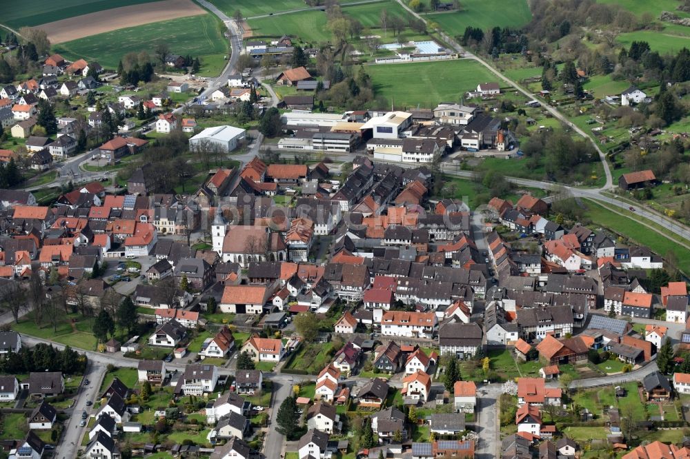 Dassel von oben - Stadtansicht vom Innenstadtbereich in Dassel im Bundesland Niedersachsen