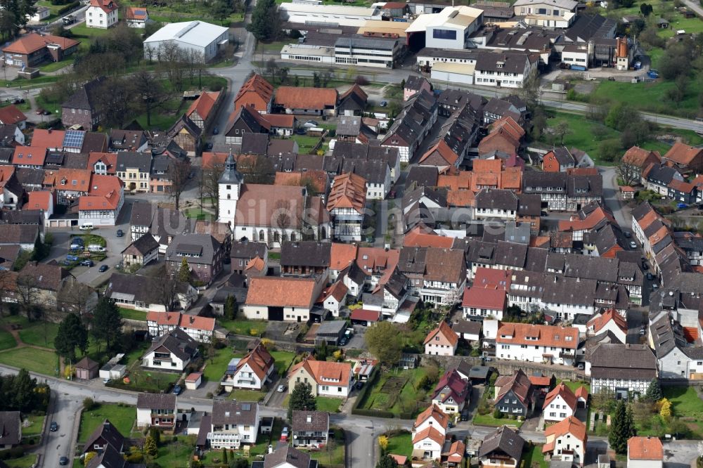 Dassel aus der Vogelperspektive: Stadtansicht vom Innenstadtbereich in Dassel im Bundesland Niedersachsen