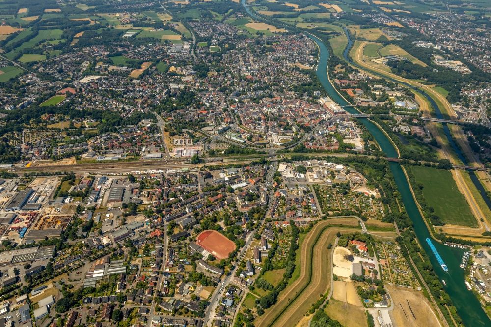 Dorsten von oben - Stadtansicht vom Innenstadtbereich in Dorsten im Bundesland Nordrhein-Westfalen, Deutschland