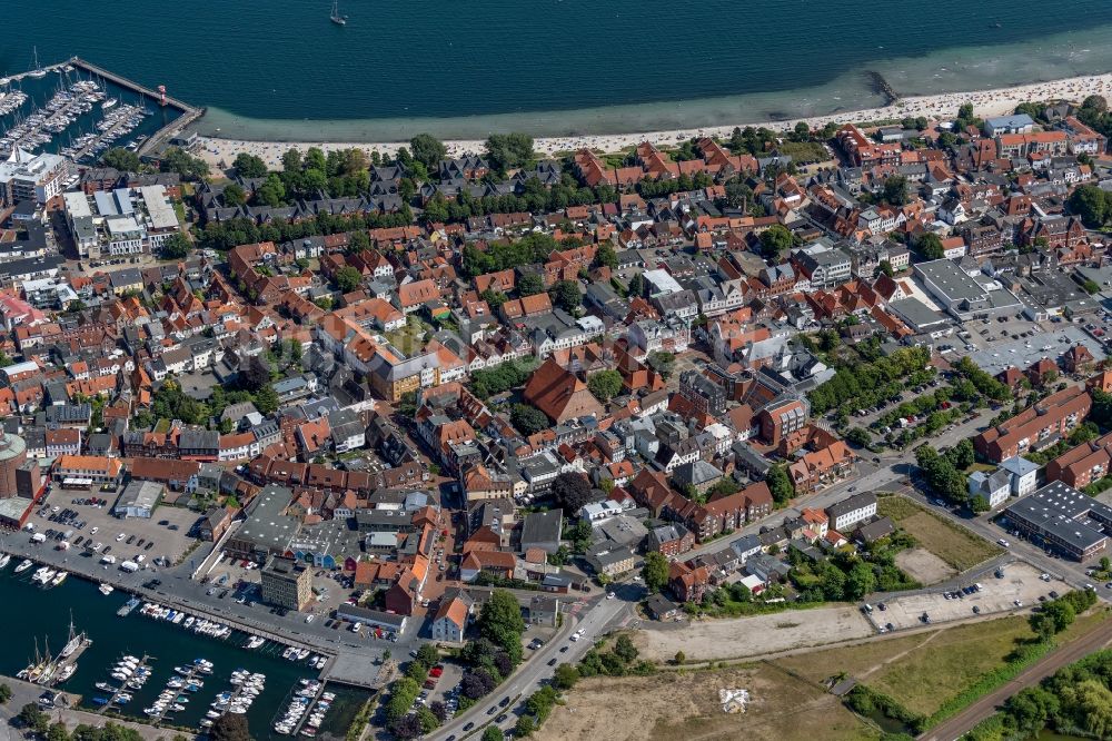 Luftbild Eckernförde - Stadtansicht vom Innenstadtbereich in Eckernförde im Bundesland Schleswig-Holstein
