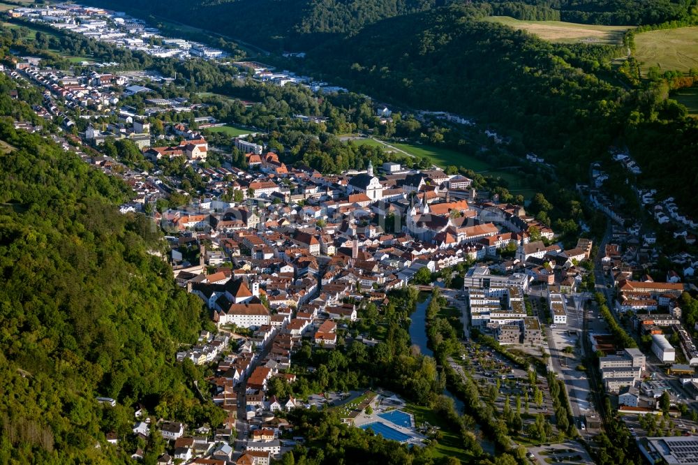 Luftaufnahme Eichstätt - Stadtansicht vom Innenstadtbereich in Eichstätt im Bundesland Bayern