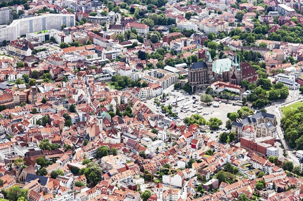 Luftaufnahme Erfurt - Stadtansicht vom Innenstadtbereich in Erfurt im Bundesland Thüringen, Deutschland