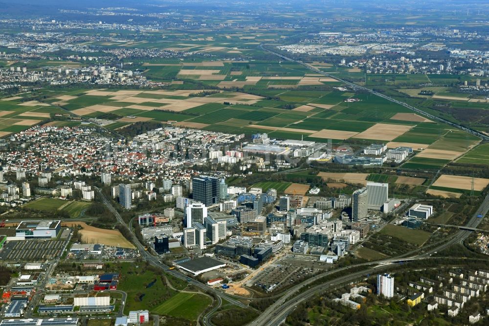 Luftbild Eschborn - Stadtansicht vom Innenstadtbereich in Eschborn im Bundesland Hessen, Deutschland