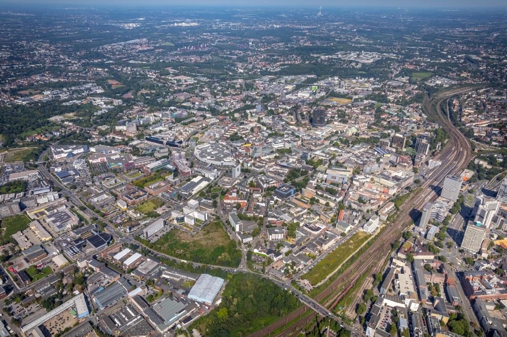 Luftaufnahme Essen - Stadtansicht vom Innenstadtbereich in Essen im Bundesland Nordrhein-Westfalen, Deutschland