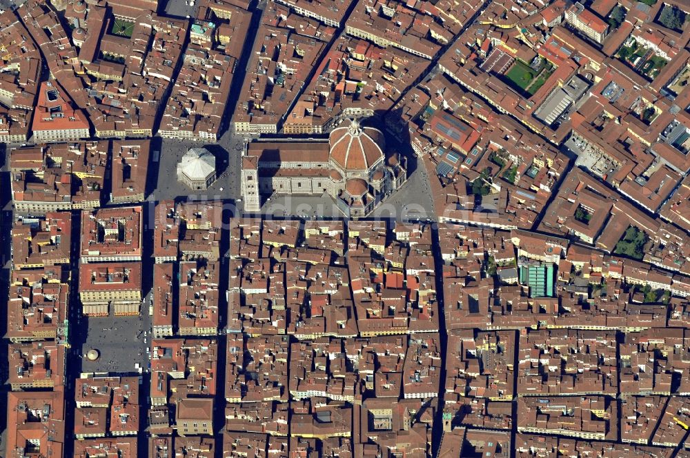 Luftbild Florenz - Stadtansicht vom Innenstadtbereich in Florenz in Italien