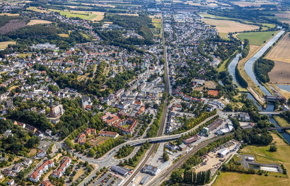 Fröndenberg/Ruhr aus der Vogelperspektive: Stadtansicht vom Innenstadtbereich in Fröndenberg/Ruhr im Bundesland Nordrhein-Westfalen, Deutschland