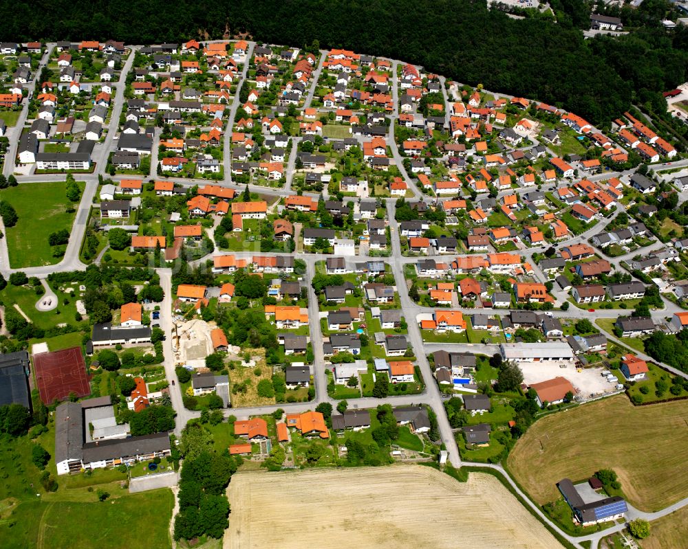 Gendorf aus der Vogelperspektive: Stadtansicht vom Innenstadtbereich in Gendorf im Bundesland Bayern, Deutschland