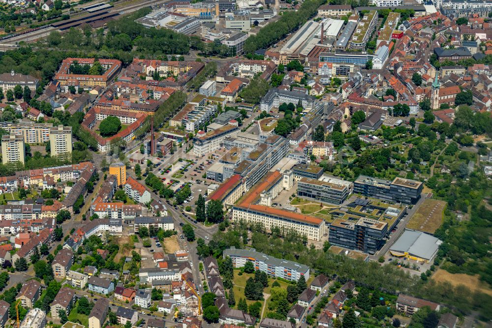 Karlsruhe von oben - Stadtansicht vom Innenstadtbereich Gewerbezentrum in Karlsruhe Durlach im Bundesland Baden-Württemberg, Deutschland