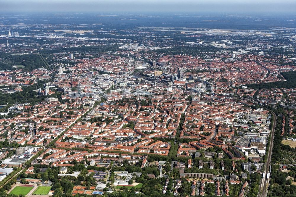 Luftbild Hannover - Stadtansicht vom Innenstadtbereich in Hannover im Bundesland Niedersachsen, Deutschland