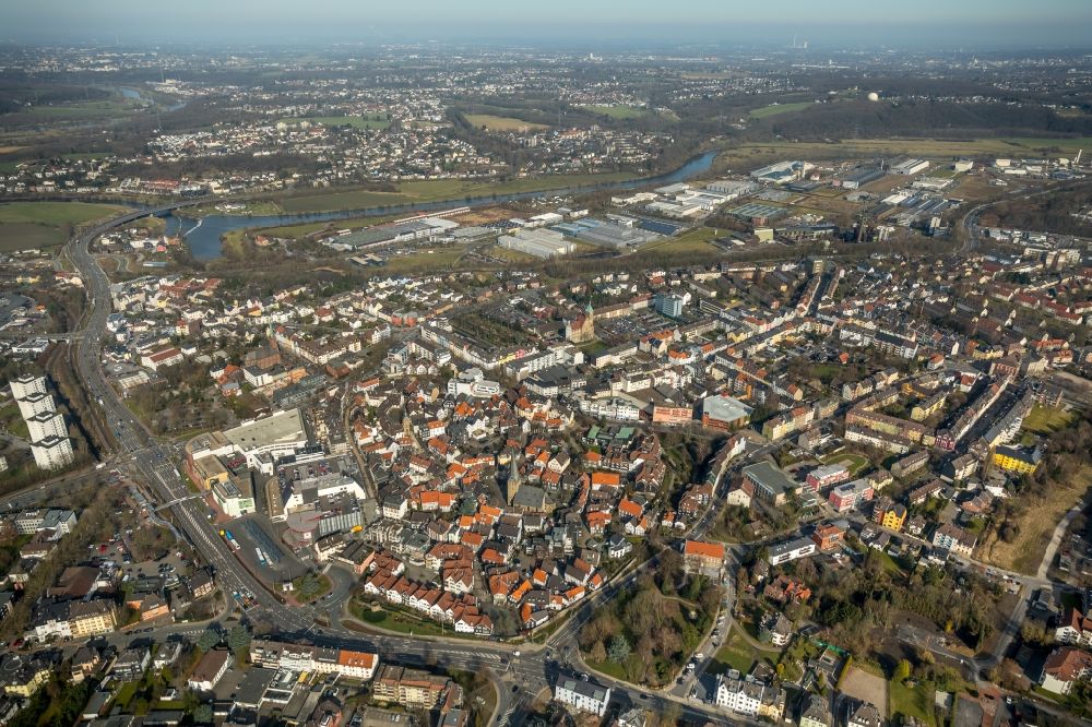 Hattingen von oben - Stadtansicht vom Innenstadtbereich in Hattingen im Bundesland Nordrhein-Westfalen, Deutschland