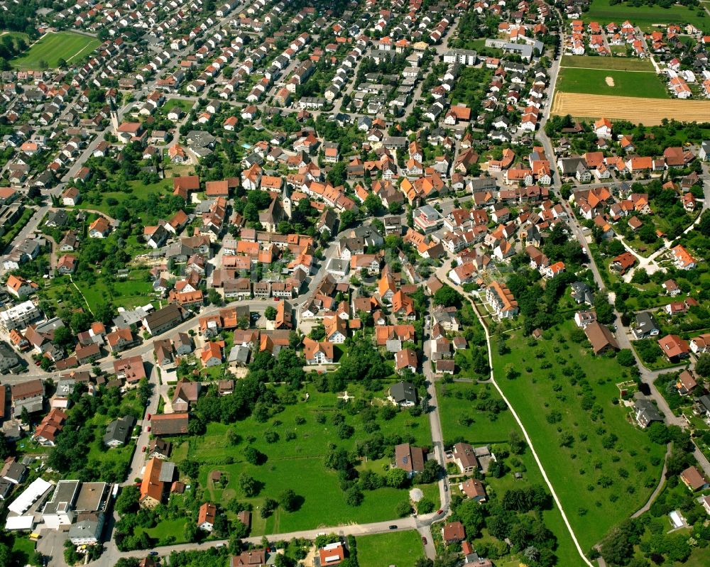 Heiningen von oben - Stadtansicht vom Innenstadtbereich in Heiningen im Bundesland Baden-Württemberg, Deutschland