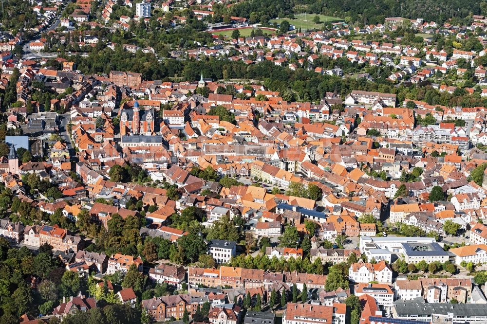 Helmstedt von oben - Stadtansicht vom Innenstadtbereich in Helmstedt im Bundesland Niedersachsen, Deutschland