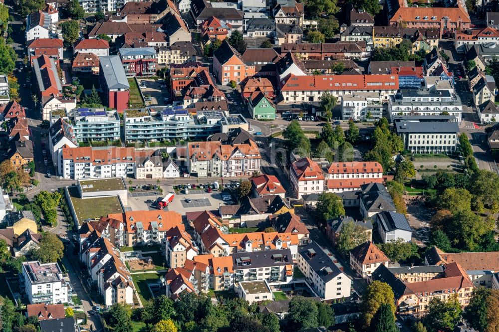 Luftbild Lahr/Schwarzwald - Stadtansicht vom Innenstadtbereich Kaiser und Goethestrasse in Lahr/Schwarzwald im Bundesland Baden-Württemberg, Deutschland