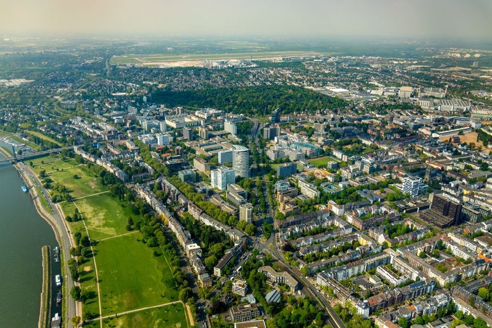 Luftbild Düsseldorf - Stadtansicht vom Innenstadtbereich am Kennedydamm in Düsseldorf im Bundesland Nordrhein-Westfalen, Deutschland