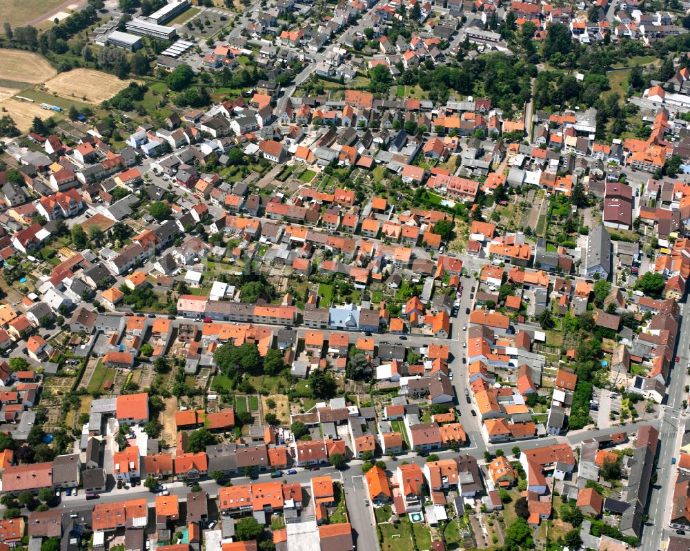 Kirrlach aus der Vogelperspektive: Stadtansicht vom Innenstadtbereich in Kirrlach im Bundesland Baden-Württemberg, Deutschland