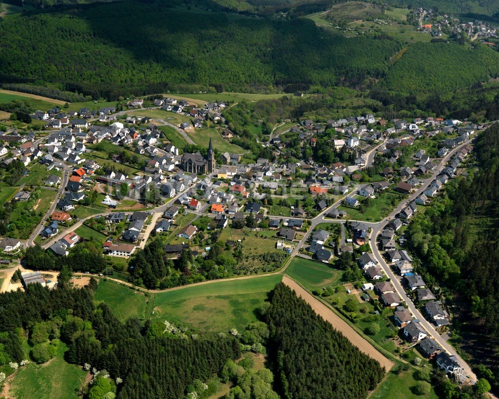 Langenfeld aus der Vogelperspektive: Stadtansicht vom Innenstadtbereich in Langenfeld im Bundesland Rheinland-Pfalz
