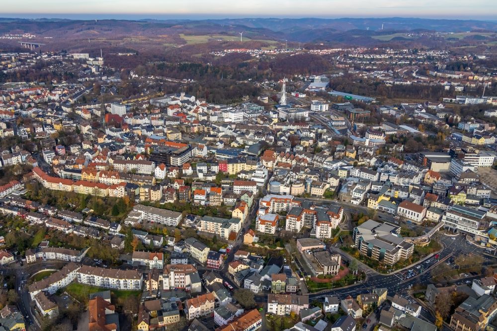 Lüdenscheid von oben - Stadtansicht vom Innenstadtbereich in Lüdenscheid im Bundesland Nordrhein-Westfalen, Deutschland