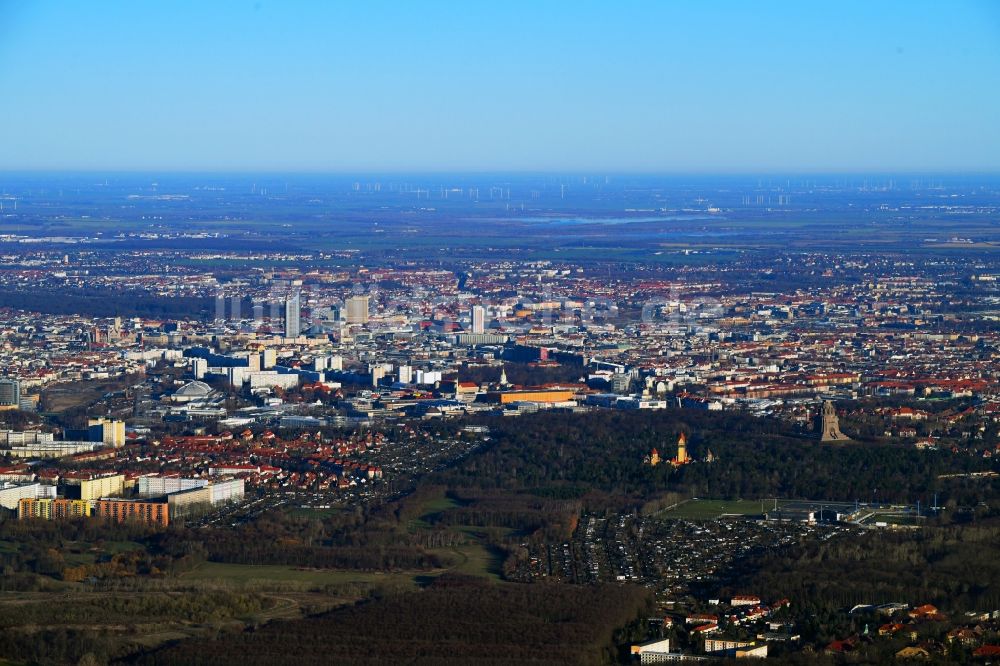 Leipzig von oben - Stadtansicht vom Innenstadtbereich in Leipzig im Bundesland Sachsen, Deutschland