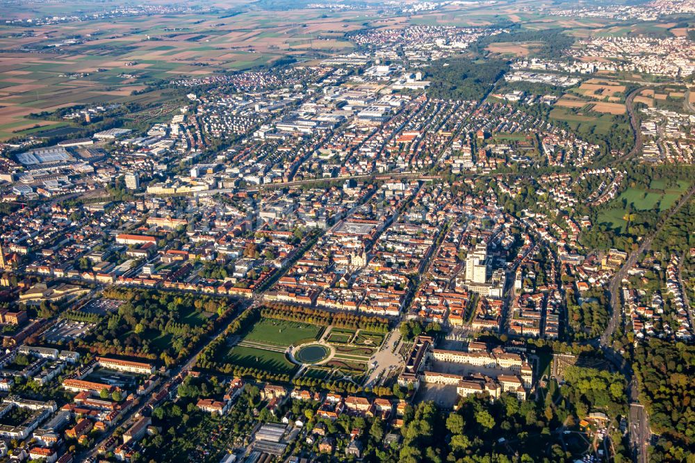 Ludwigsburg aus der Vogelperspektive: Stadtansicht vom Innenstadtbereich in Ludwigsburg im Bundesland Baden-Württemberg, Deutschland