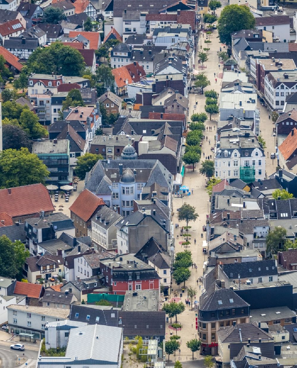 Luftaufnahme Menden (Sauerland) - Stadtansicht vom Innenstadtbereich in Menden (Sauerland) im Bundesland Nordrhein-Westfalen, Deutschland