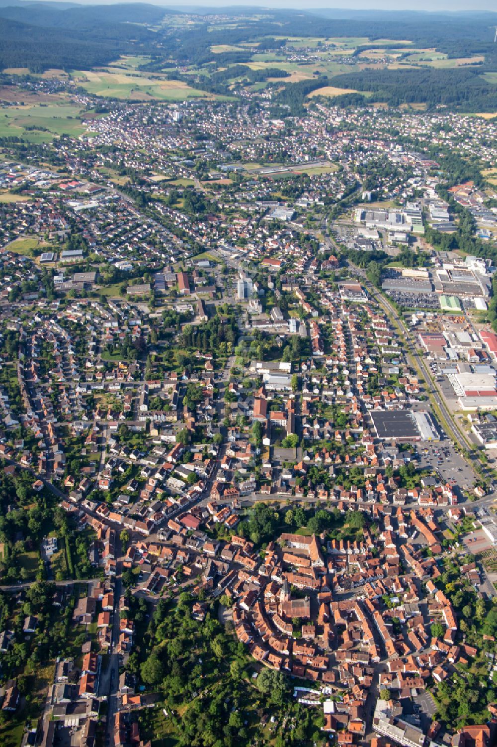 Michelstadt von oben - Stadtansicht vom Innenstadtbereich in Michelstadt im Bundesland Hessen, Deutschland