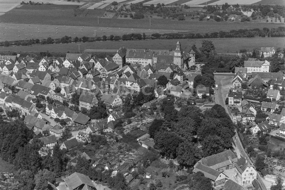 Luftbild Neuenstadt am Kocher - Stadtansicht vom Innenstadtbereich in Neuenstadt am Kocher im Bundesland Baden-Württemberg, Deutschland